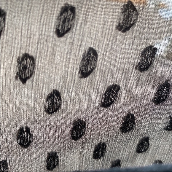 H & M Top Blouse - Picture 8 of 10